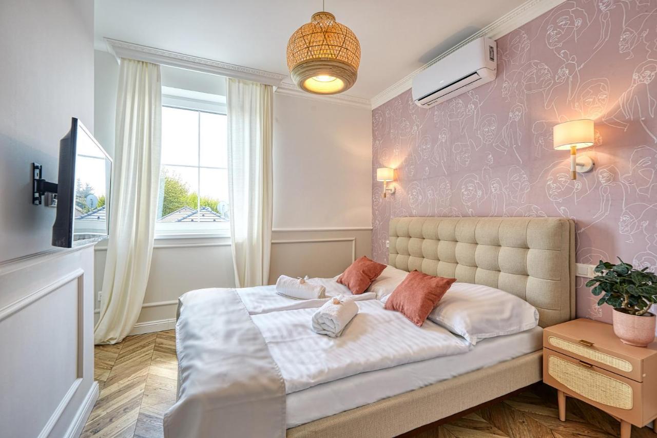 The Doors Luxury Apartment Mosonmagyarovar Exterior foto