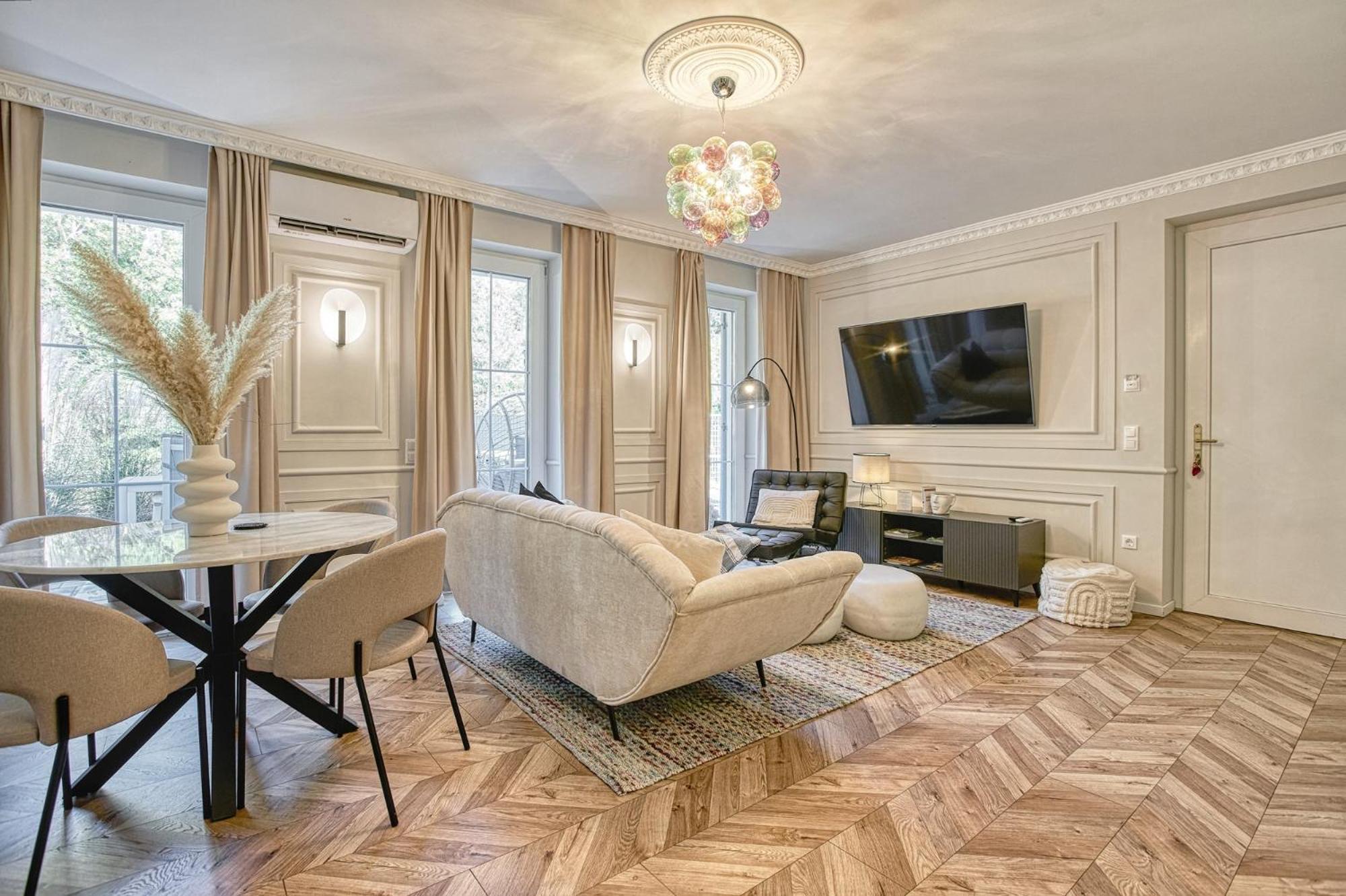The Doors Luxury Apartment Mosonmagyarovar Exterior foto